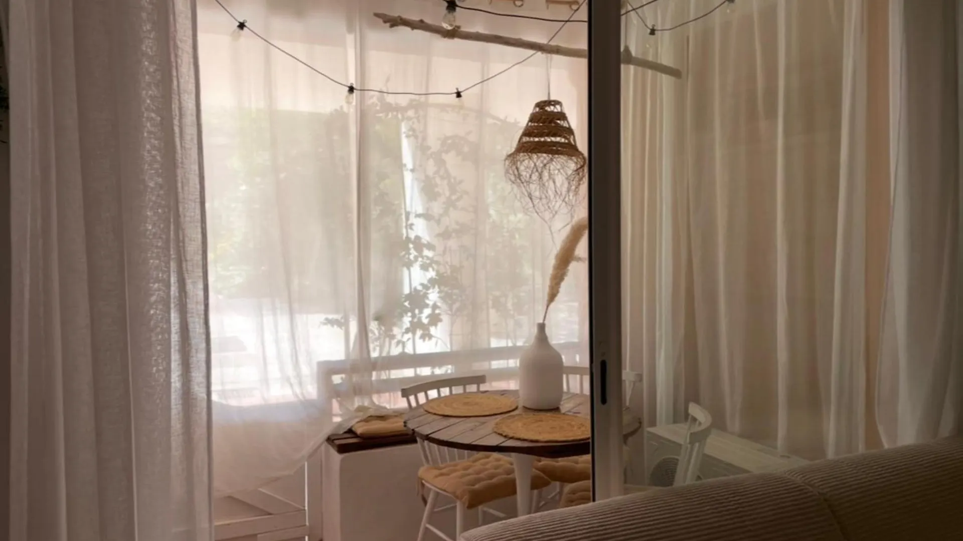 Charming Air-Conditioned One-Bedroom 150M From Cavaliere Beach Le Lavandou Apartment