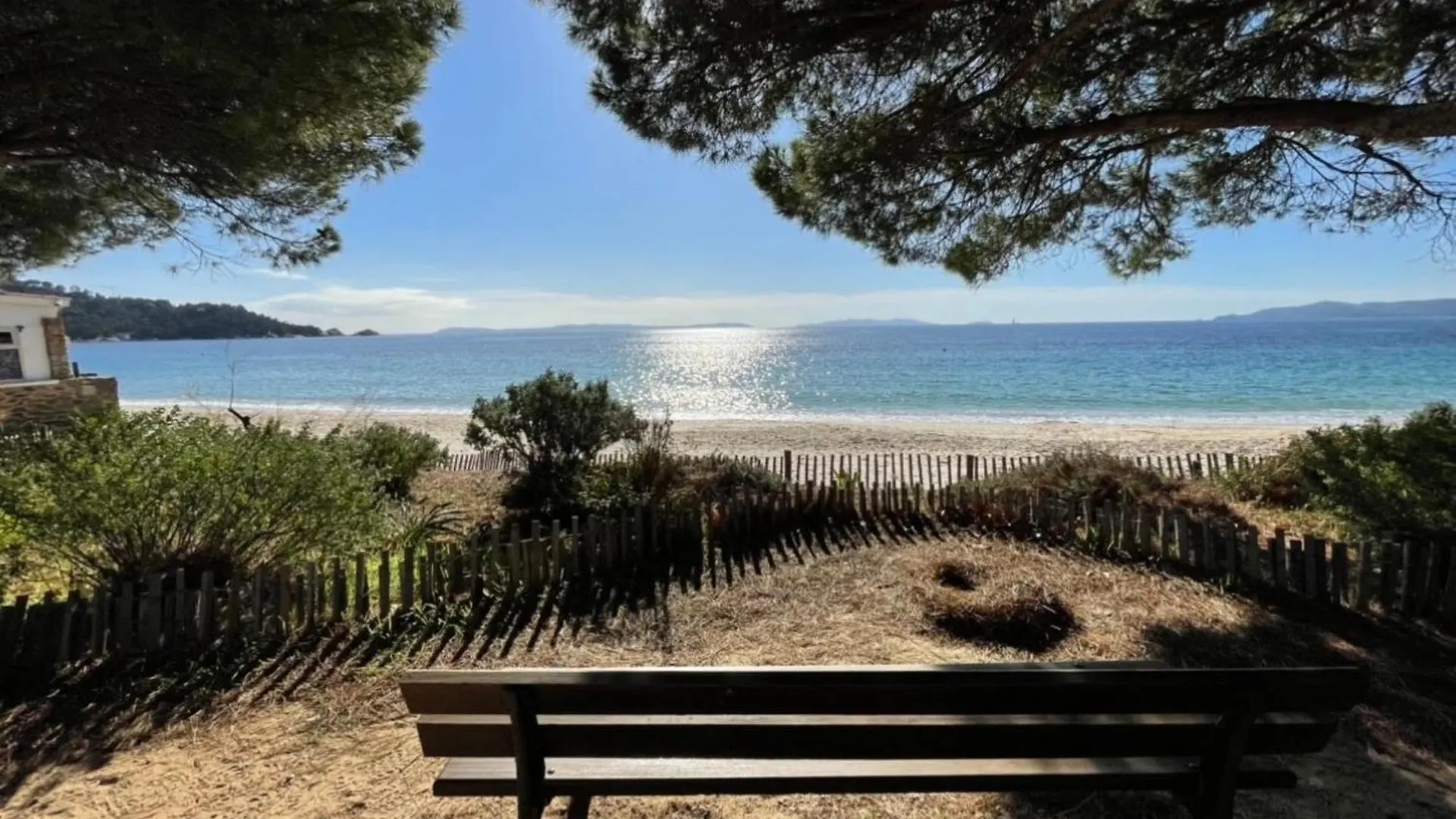 Charming Air-Conditioned One-Bedroom 150M From Cavaliere Beach Le Lavandou France