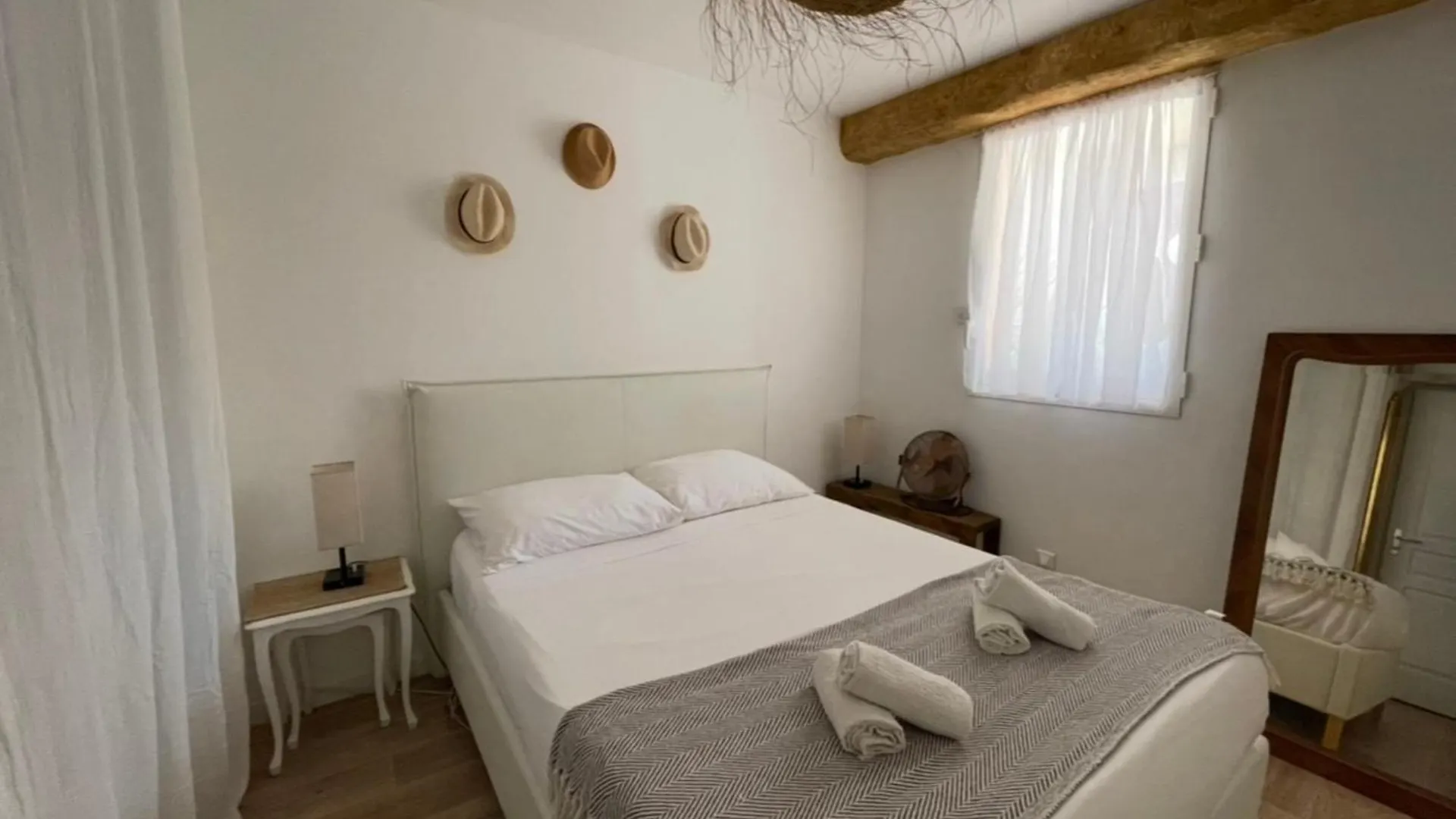 Charming Air-Conditioned One-Bedroom 150M From Cavaliere Beach Le Lavandou 0*,  France